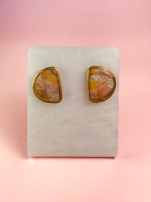 Blush pink marble polymer clay stud earrings with gold trim by ToBe – photo 2