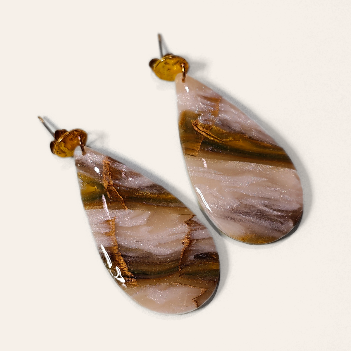 Brown & Cream Marble Teardrop Earrings, close view of the shapes and texture