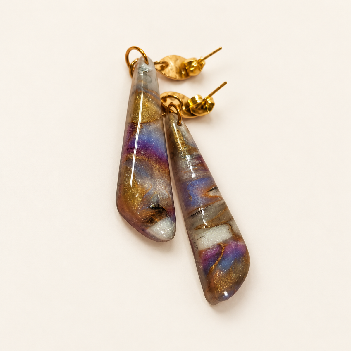 Purple triangle polymer clay earrings by ToBe – photo 4